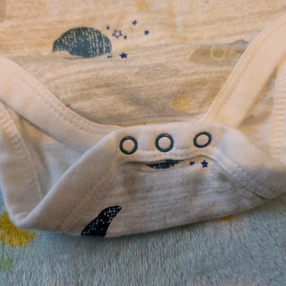 Cloud Island Like New Space, Blue, and Gray Toddler Short Sleeve Onesies 24m